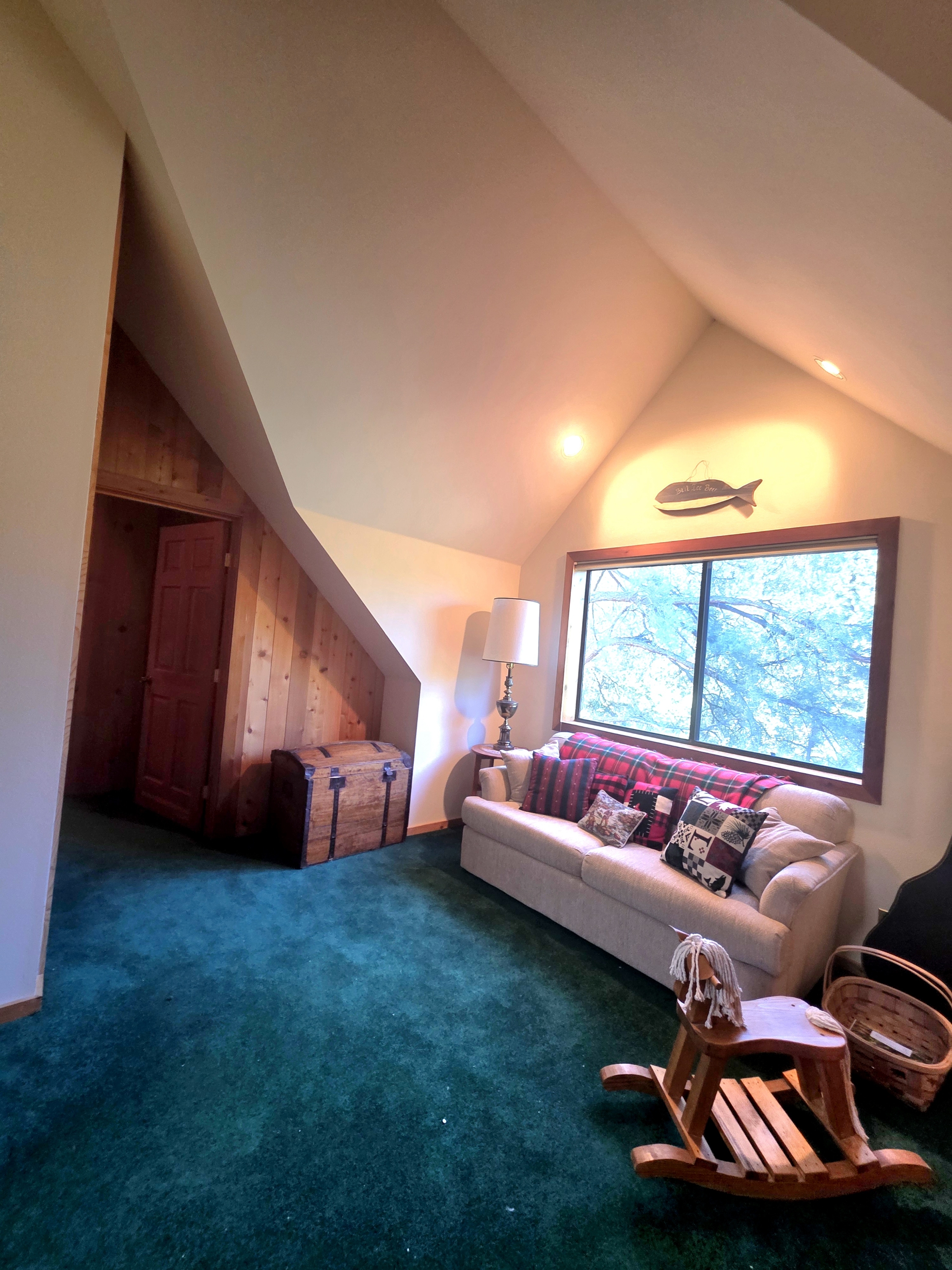 1921 Bernina, Unit B