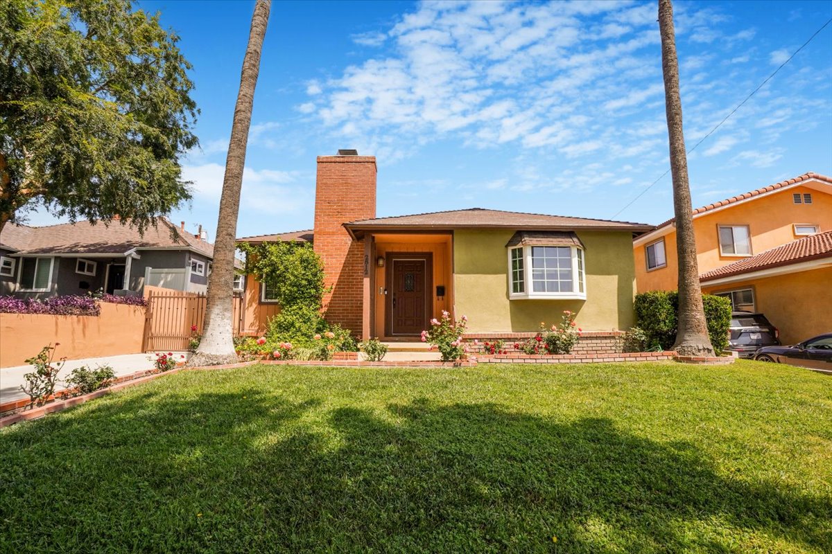 Property main image